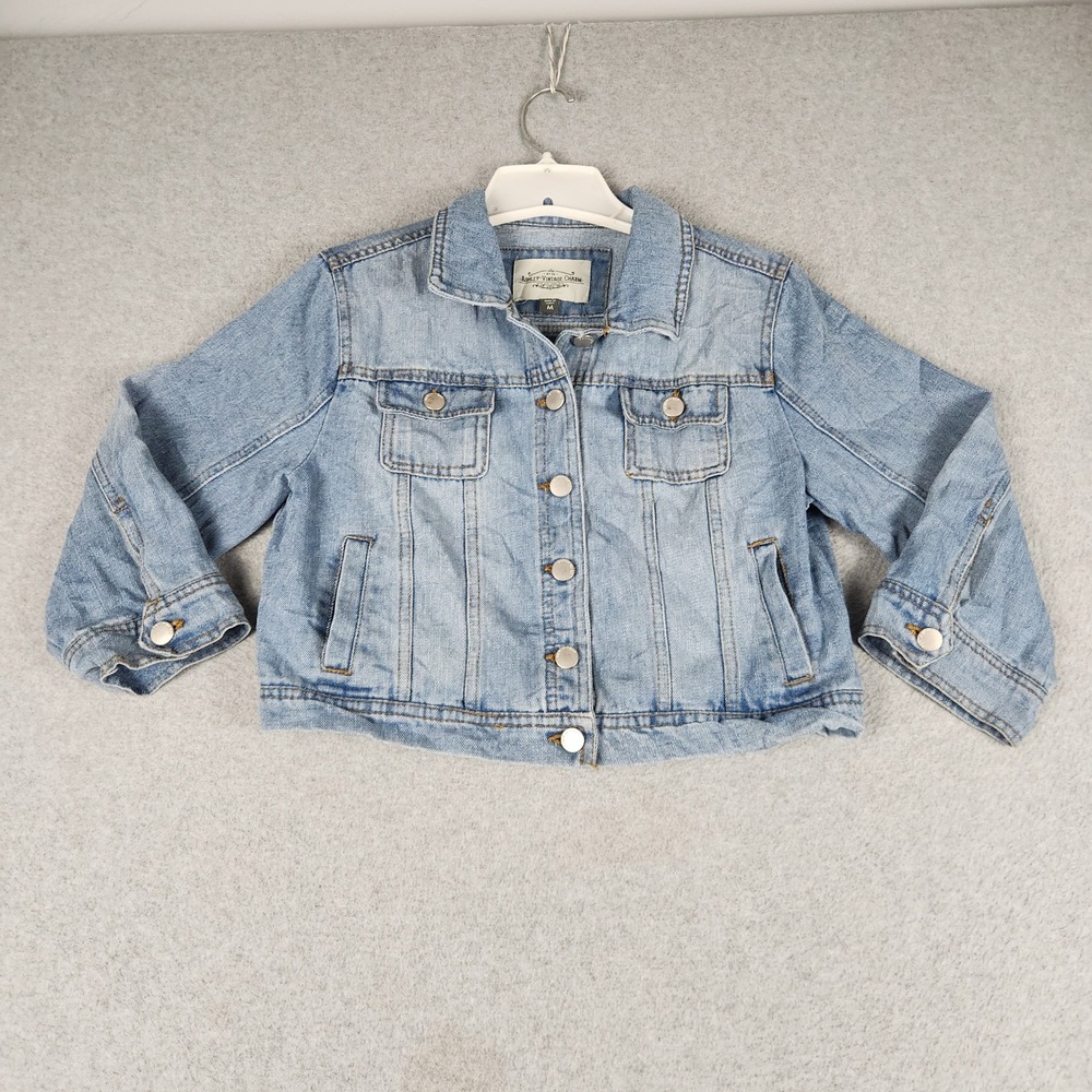 Ashley Vintage Charm Cropped Trucker Jacket Women Medium Blue Denim Button Front